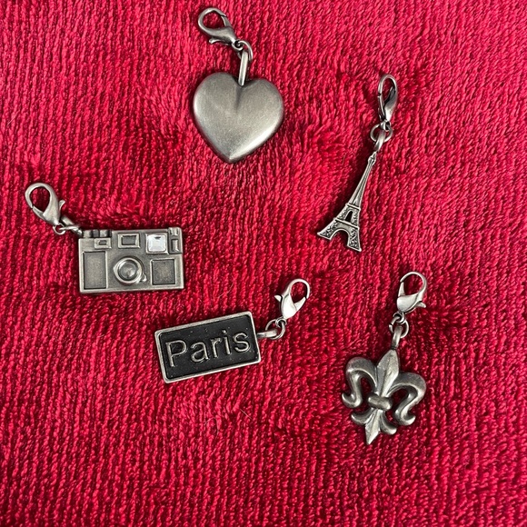 Accessories - Parisian Iconic Silver Charm Set